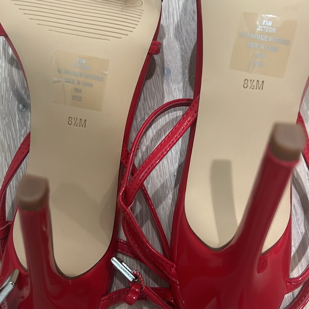 Red Calvin Klein straps heels - Picture 3 of 3
